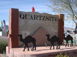 Quartzsite town sign