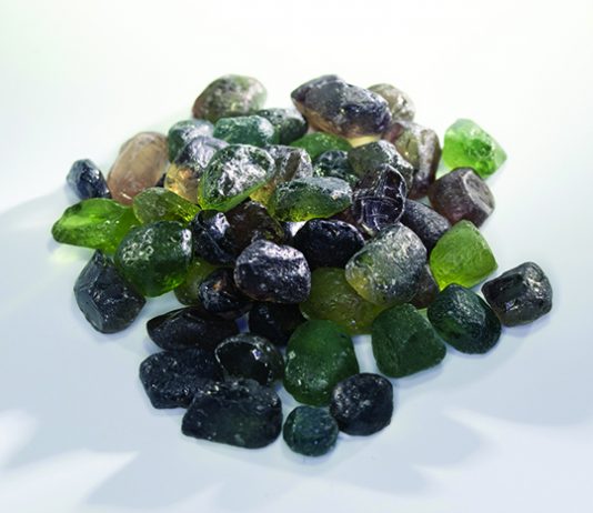 Buying Natural Gemstone Rough for Faceting | Rock & Gem Magazine