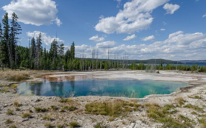 abyss pool in yellowstone