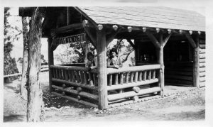 visiting Yellowstone's Devil's Kitchenette was popular in the early 1900s