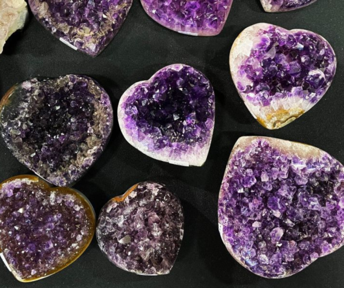 amethyst heart shaped stones