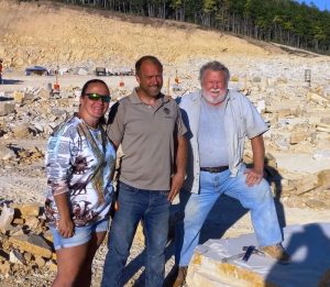 paleo joe and friends on a kemmerer fossils field trip at the quarry